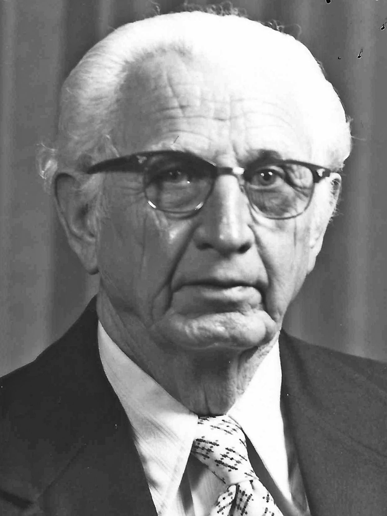 R.Y. Bradford
